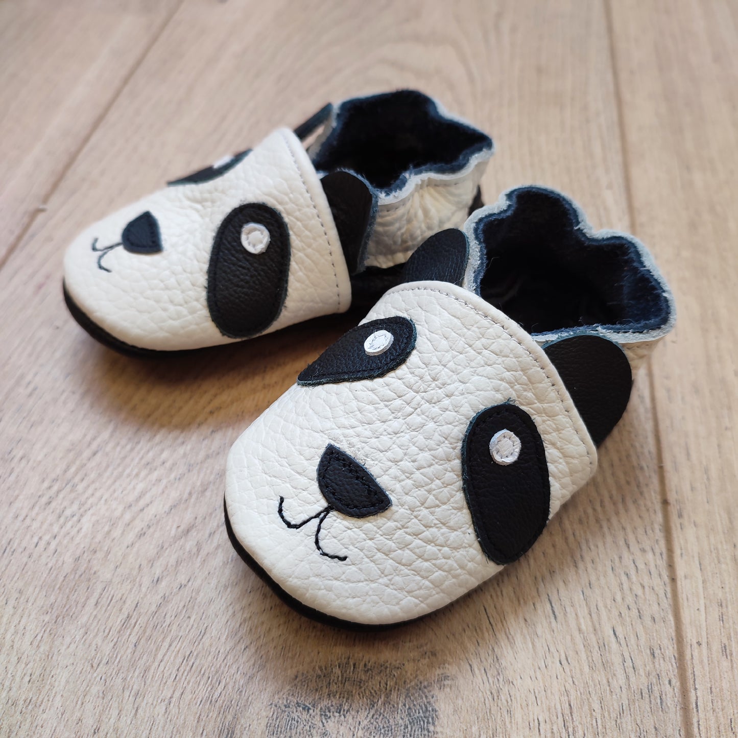 Slofjes panda's