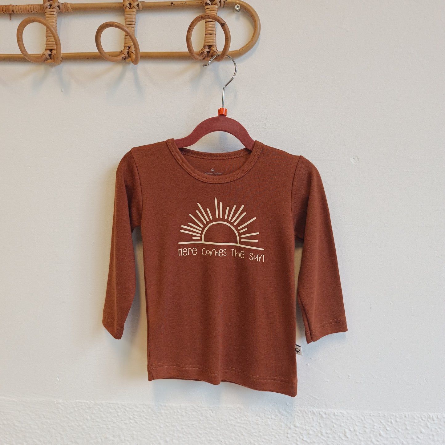 OUTLET Longsleeve here comes the sun